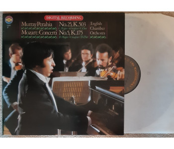 Mozart. Piano Concertos 5, 25, Murray Perahia. CBS 37267
